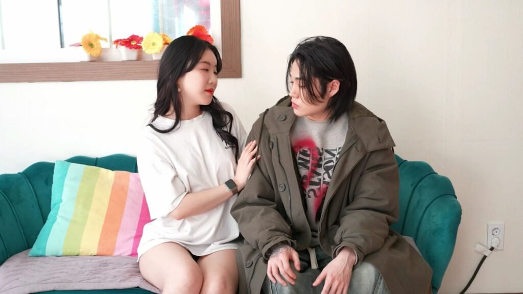 에로)아빠 몰래 탐내는 새엄마