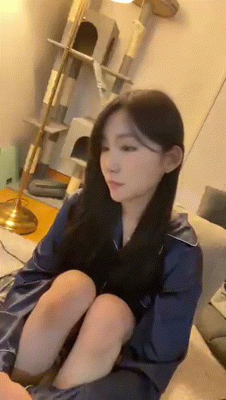 시원하게 얼굴 까버리는 트위터커플