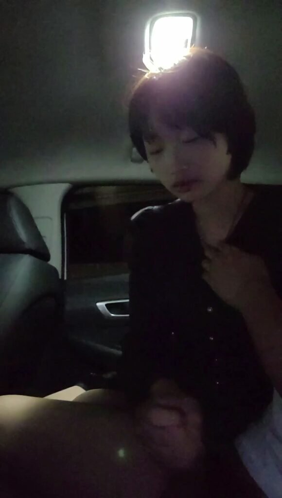 어린숏컷녀