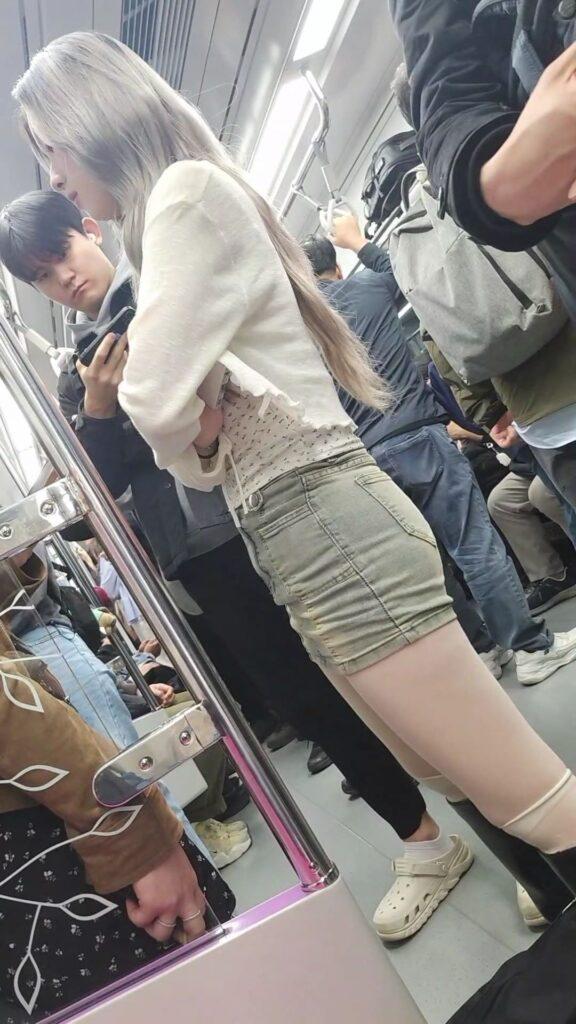 직촬 비키니 및 윗슴