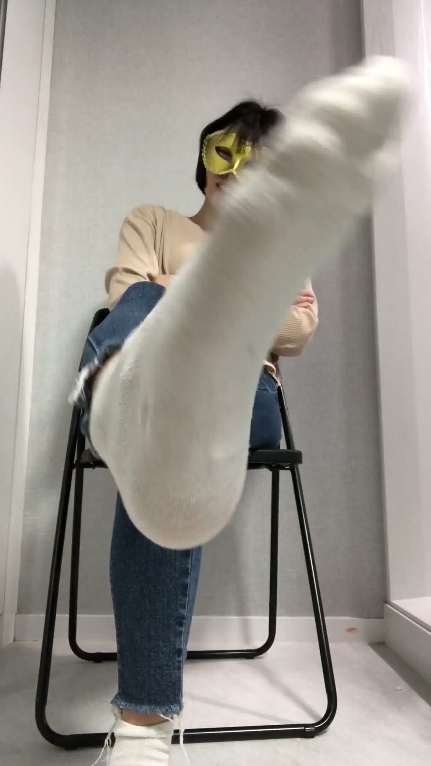 유료 영상 - 섹시 가면 소희 건전한 풋잡 은꼴
