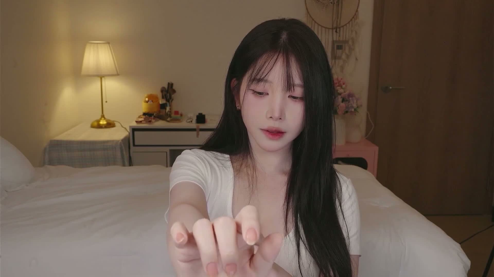 ASMR 윤잉이 역대급 노출