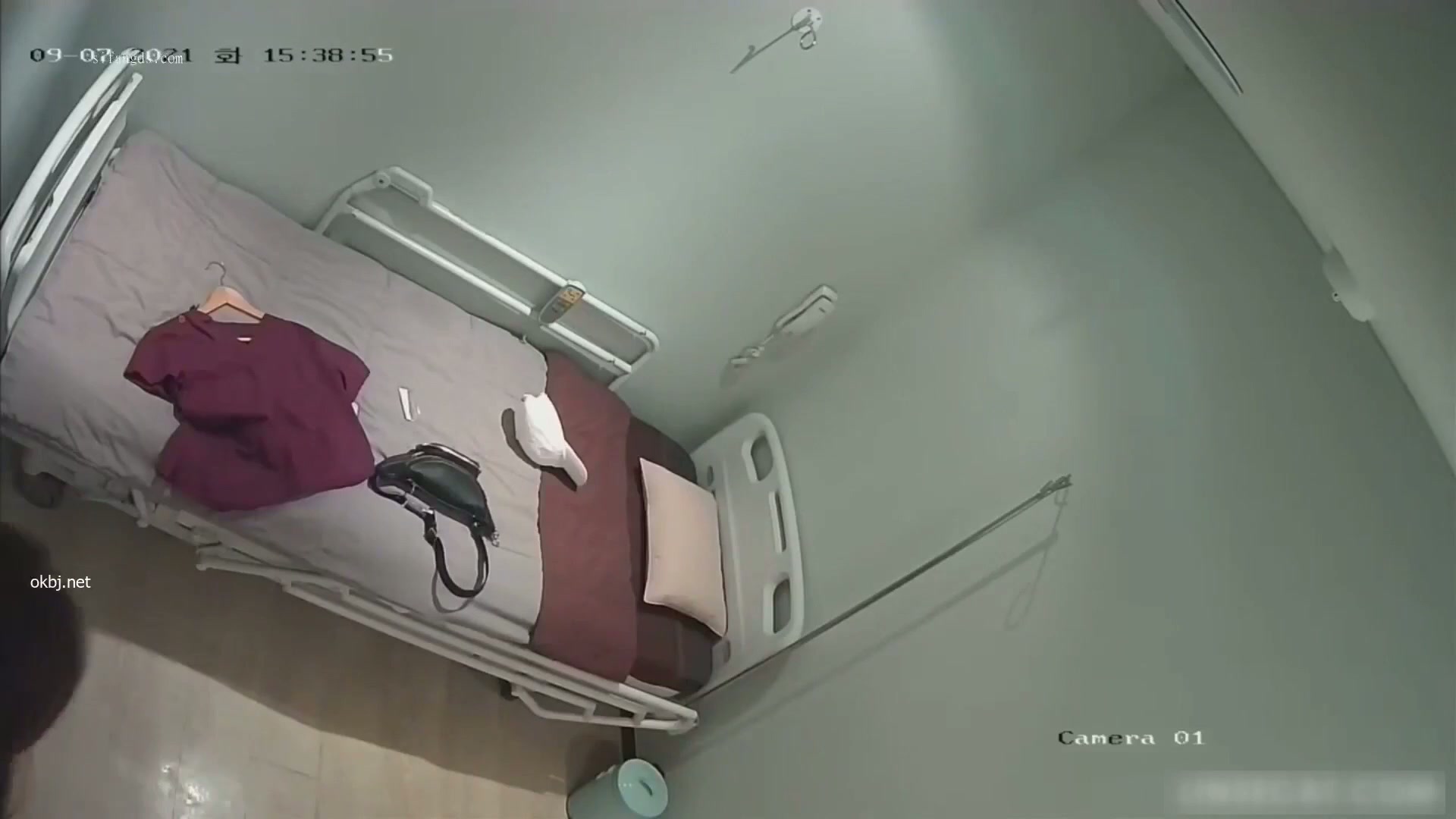 IP – 성형외과 병원에서의 자위행위 ipcam 004