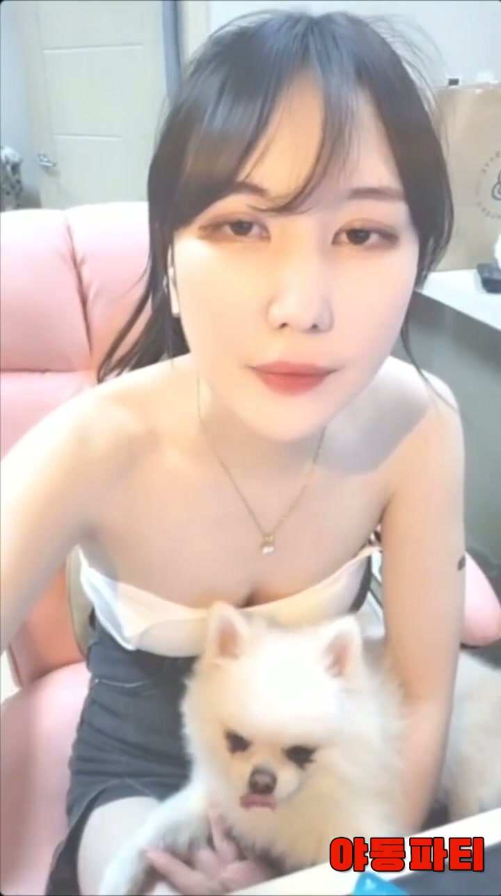 전부 다 보여주는 레궁이 눕방