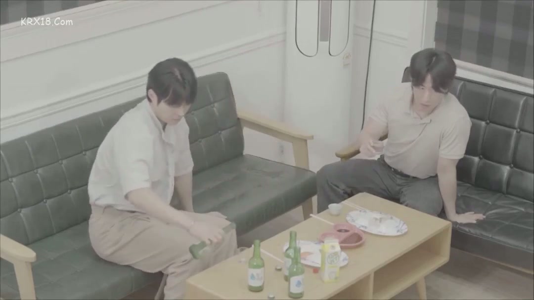 한국대물남에 헌팅당한 왕가슴 스시녀 (2025)