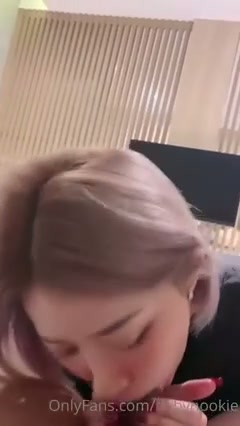 한국인 초대남과 떡치는 태국 온팬녀 베이비누끼 1