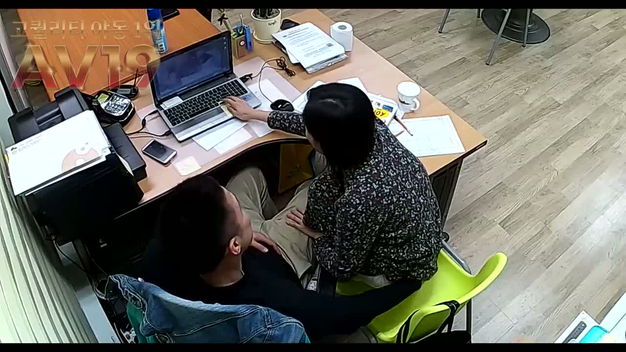 IP 베스트작◇학원사무실에서 같이 야동보다 꼴린 선생님들